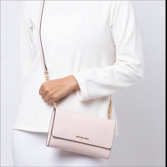 Michael Kors 3 in 1 Crossbody Clutch Wristlet - Picture 12 of 12